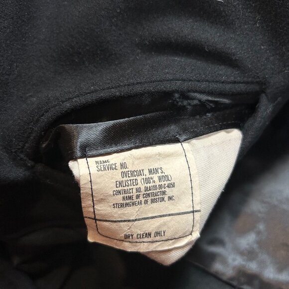 Authentic Navy Enlisted Man's Pea Coat, 38R - Picture 4 of 5
